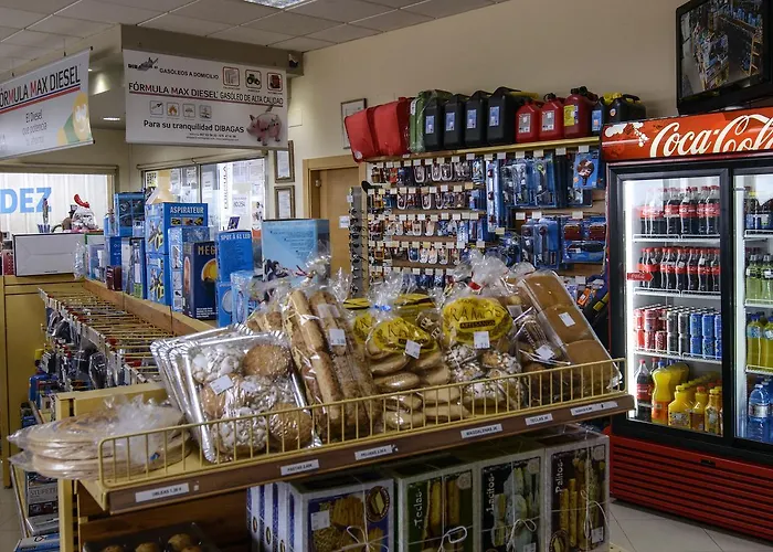 Castillo El Burgo ホテル エル・ブルゴ・ラネロ