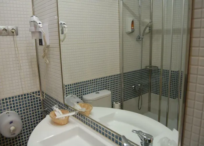 Hotel Castillo El Burgo